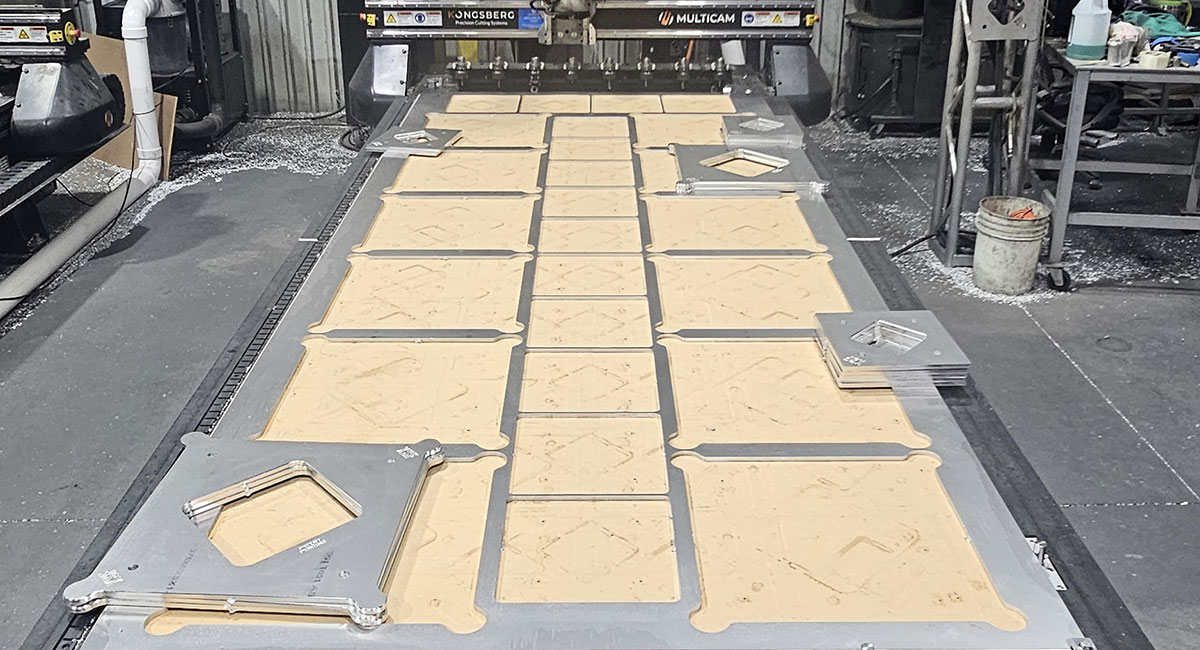 Cutting Aluminum Plates